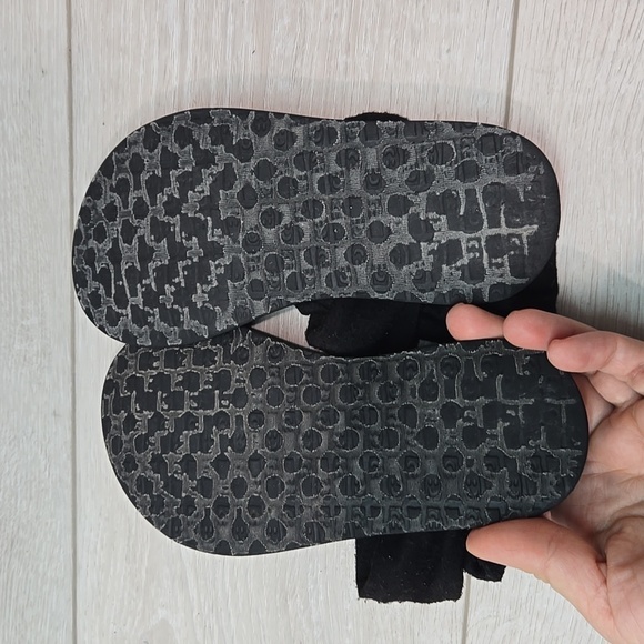 Sanuk Kids Girls Yoga Mat Thong Sandals Flats shoes sz 11-12 - Picture 9 of 10